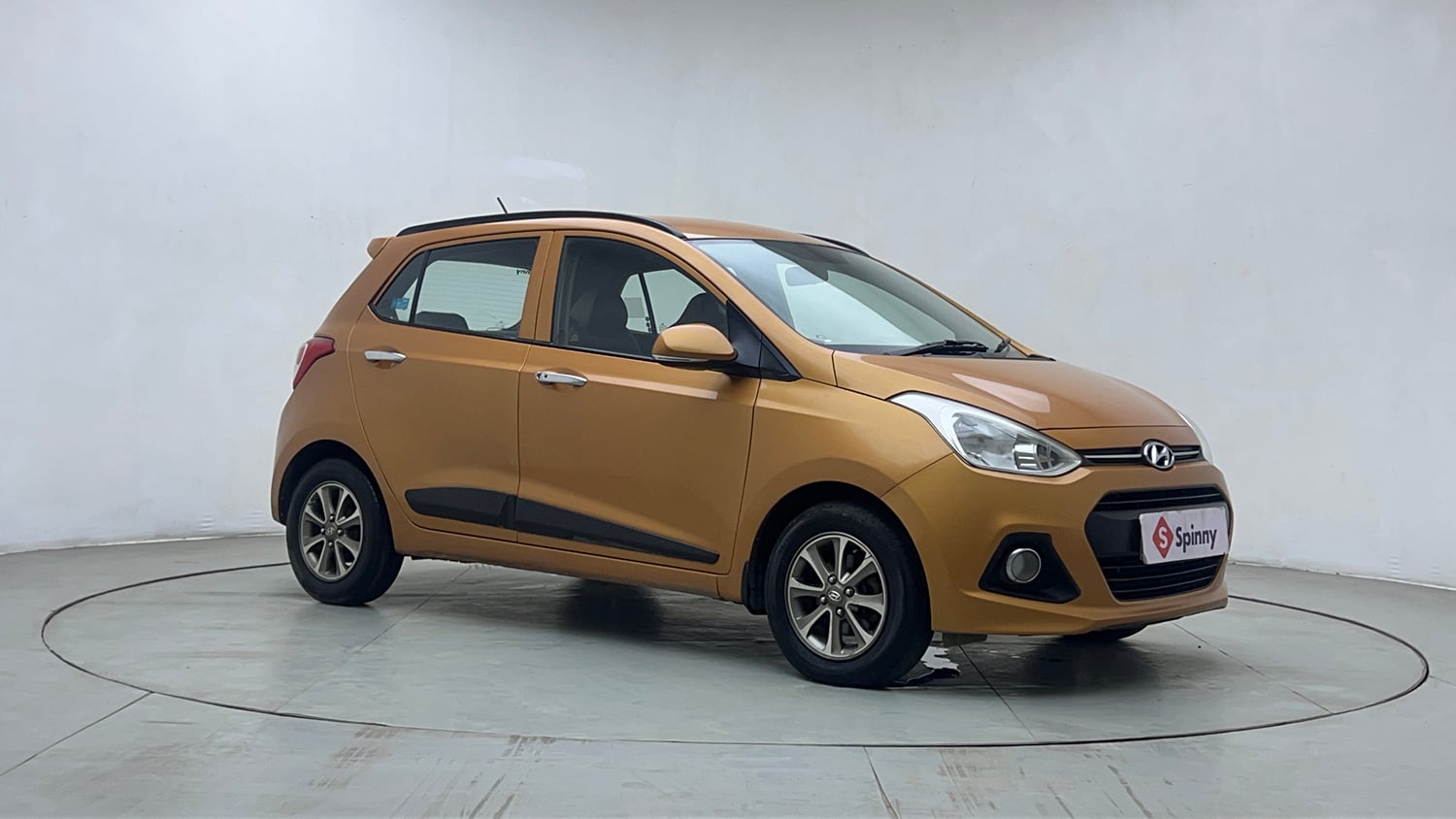 Used 2014 Hyundai Grand i10 Asta 1.2 Kappa VTVT Petrol Manual exterior RIGHT FRONT CORNER VIEW