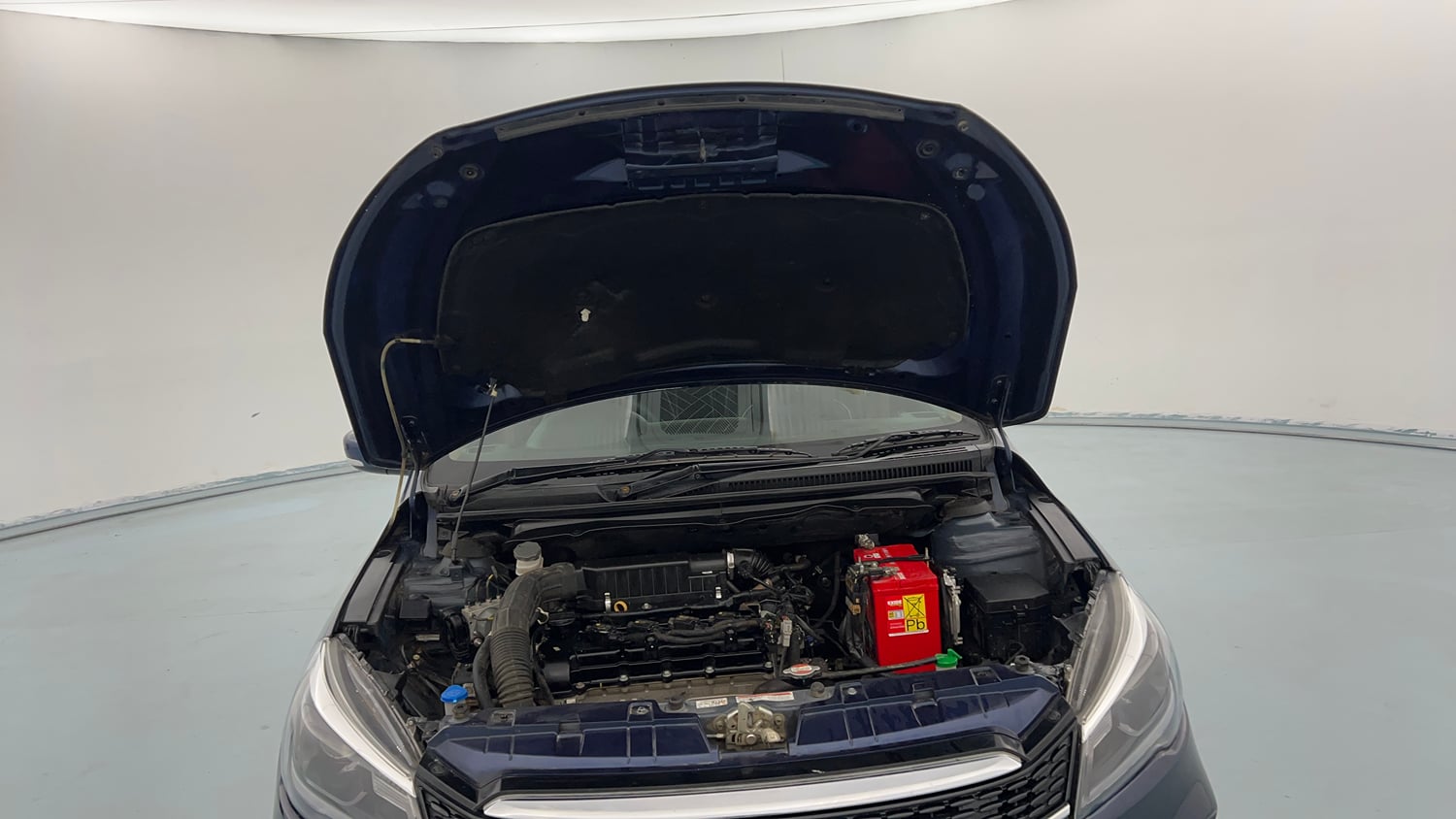 Used 2022 Maruti Suzuki Ciaz Zeta 1.5 Petrol Manual engine ENGINE & BONNET OPEN FRONT VIEW
