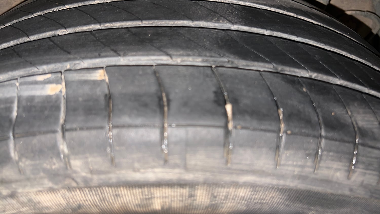 Used 2017 Hyundai i20 Active 1.2 S Petrol Manual tyres LEFT REAR TYRE TREAD VIEW