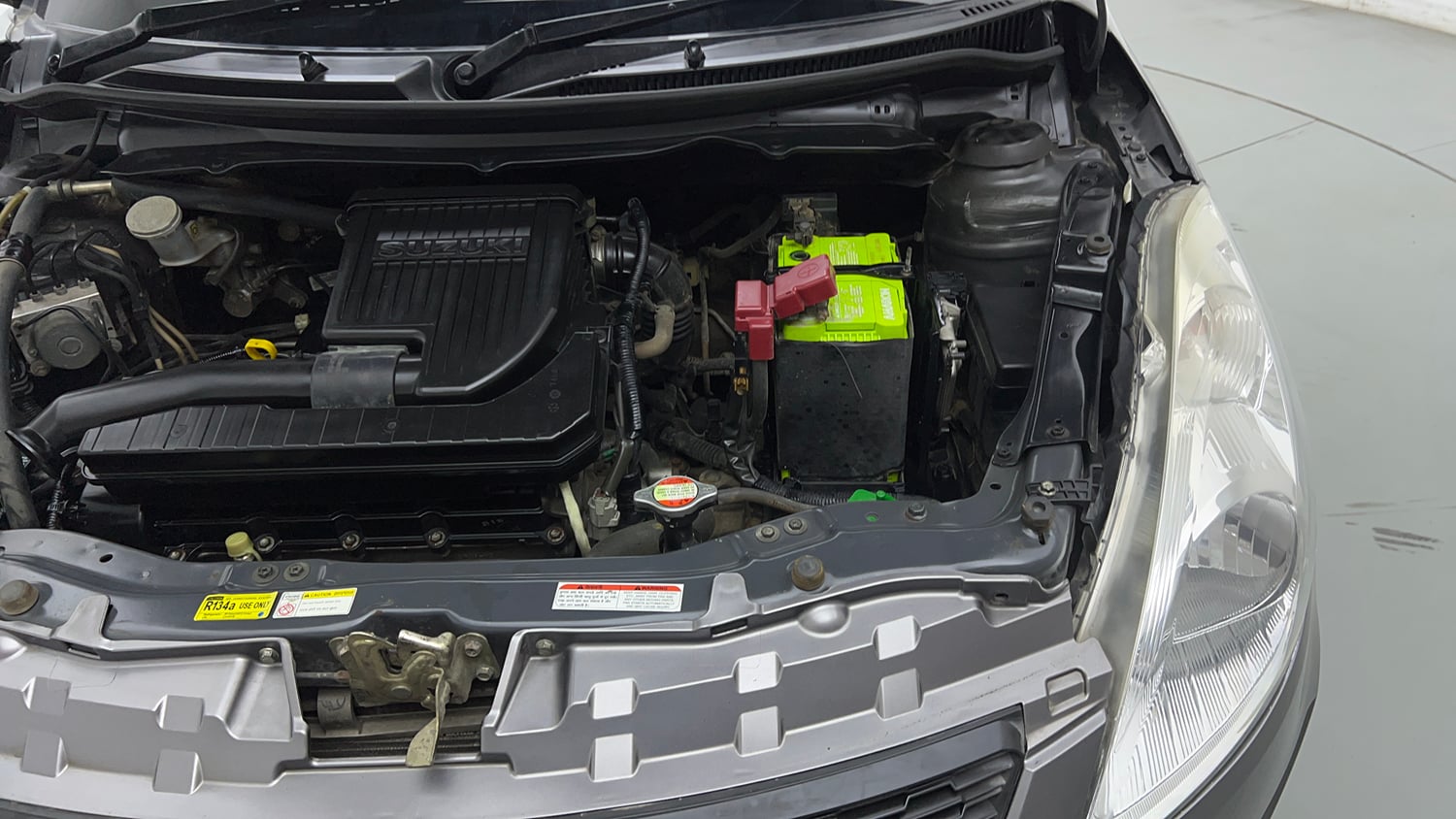 Used 2016 Maruti Suzuki Swift ZXi Petrol Manual engine ENGINE LEFT SIDE VIEW