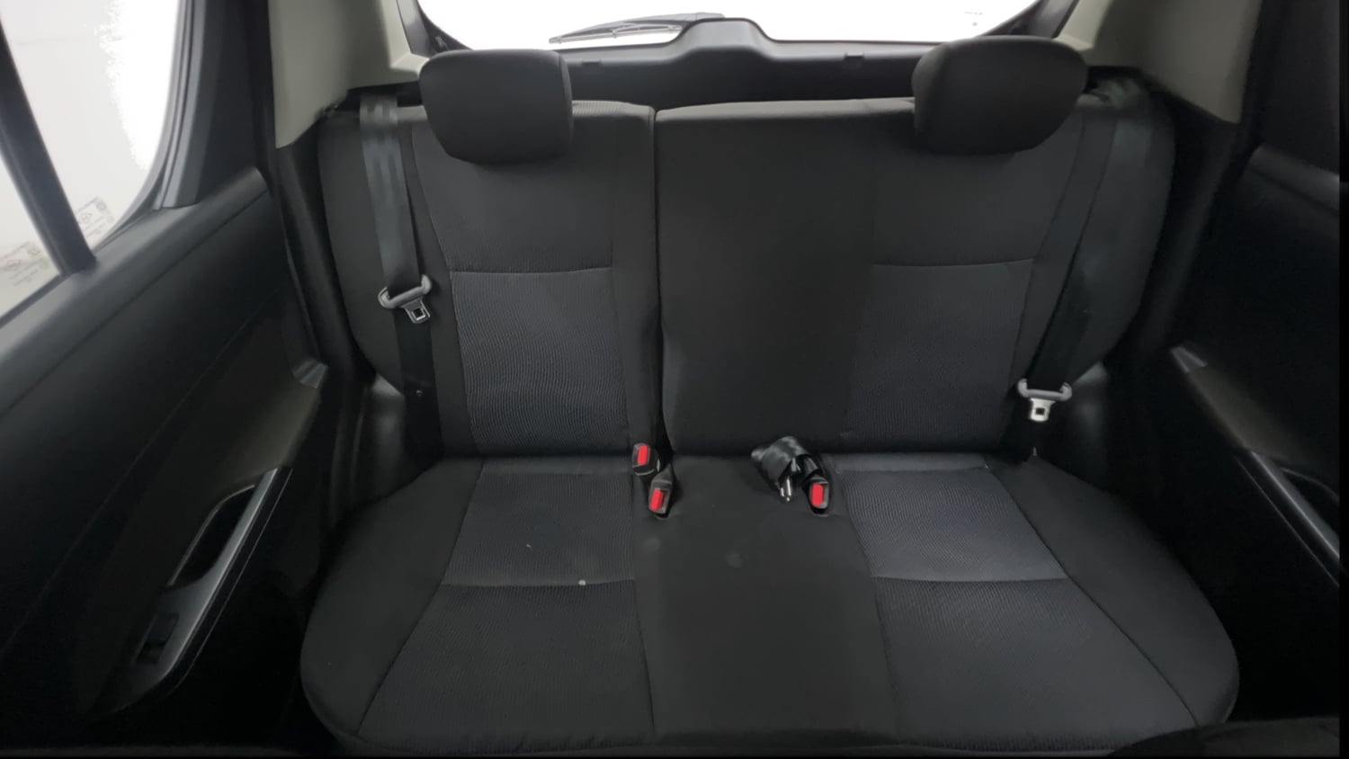 Used 2016 Maruti Suzuki Swift ZXi Petrol Manual interior REAR SEAT CONDITION VIEW