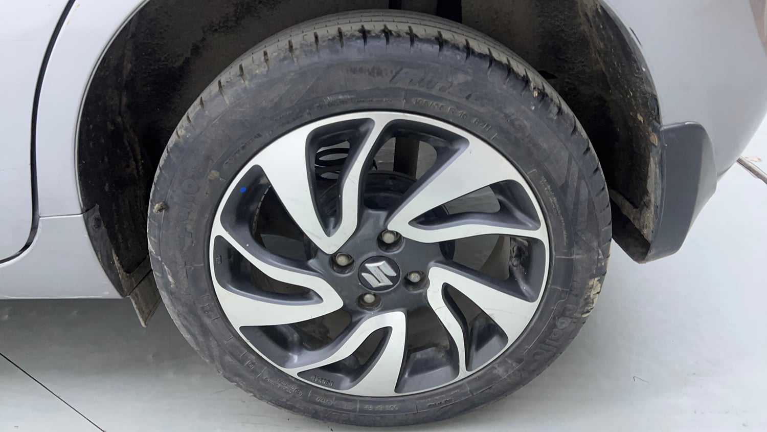 Used 2021 Maruti Suzuki Baleno Zeta Petrol Manual tyres LEFT REAR TYRE RIM VIEW