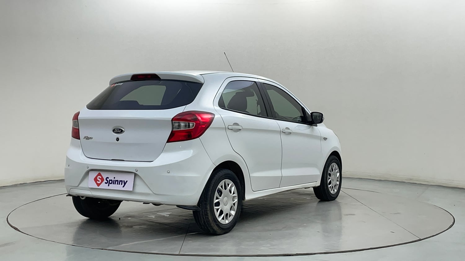 Used 2017 Ford Figo Trend 1.2 Ti-VCT Petrol Manual exterior RIGHT REAR CORNER VIEW