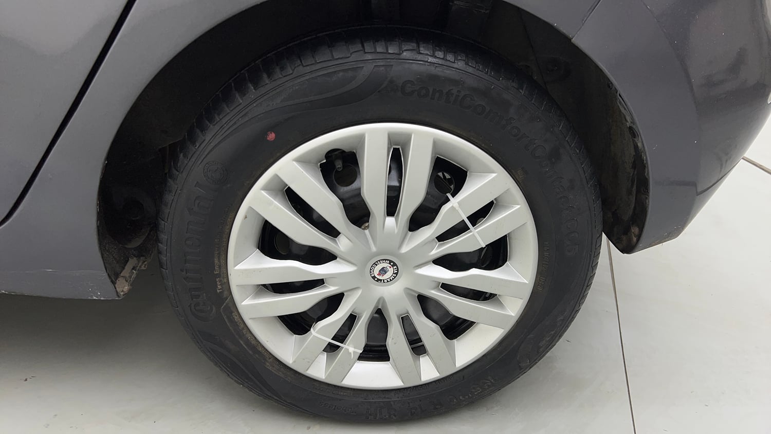 Used 2017 Hyundai Grand i10 Sportz (O) 1.2 kappa VTVT CNG (Outside Fitted) Cng Manual tyres LEFT REAR TYRE RIM VIEW