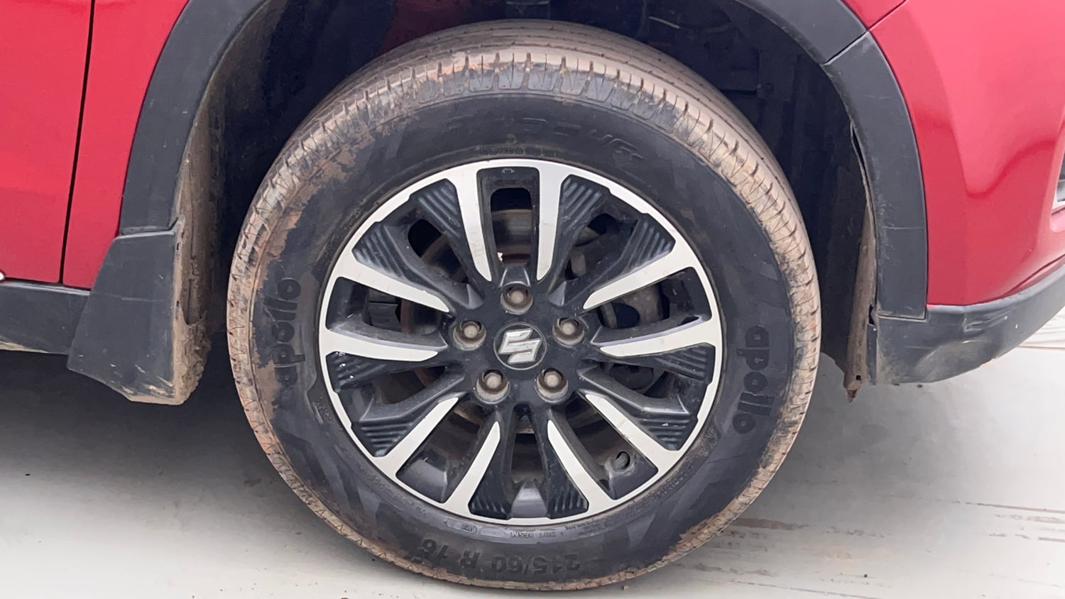 Used 2020 maruti-suzuki Vitara Brezza ZXi Plus Petrol Manual tyres RIGHT FRONT TYRE RIM VIEW