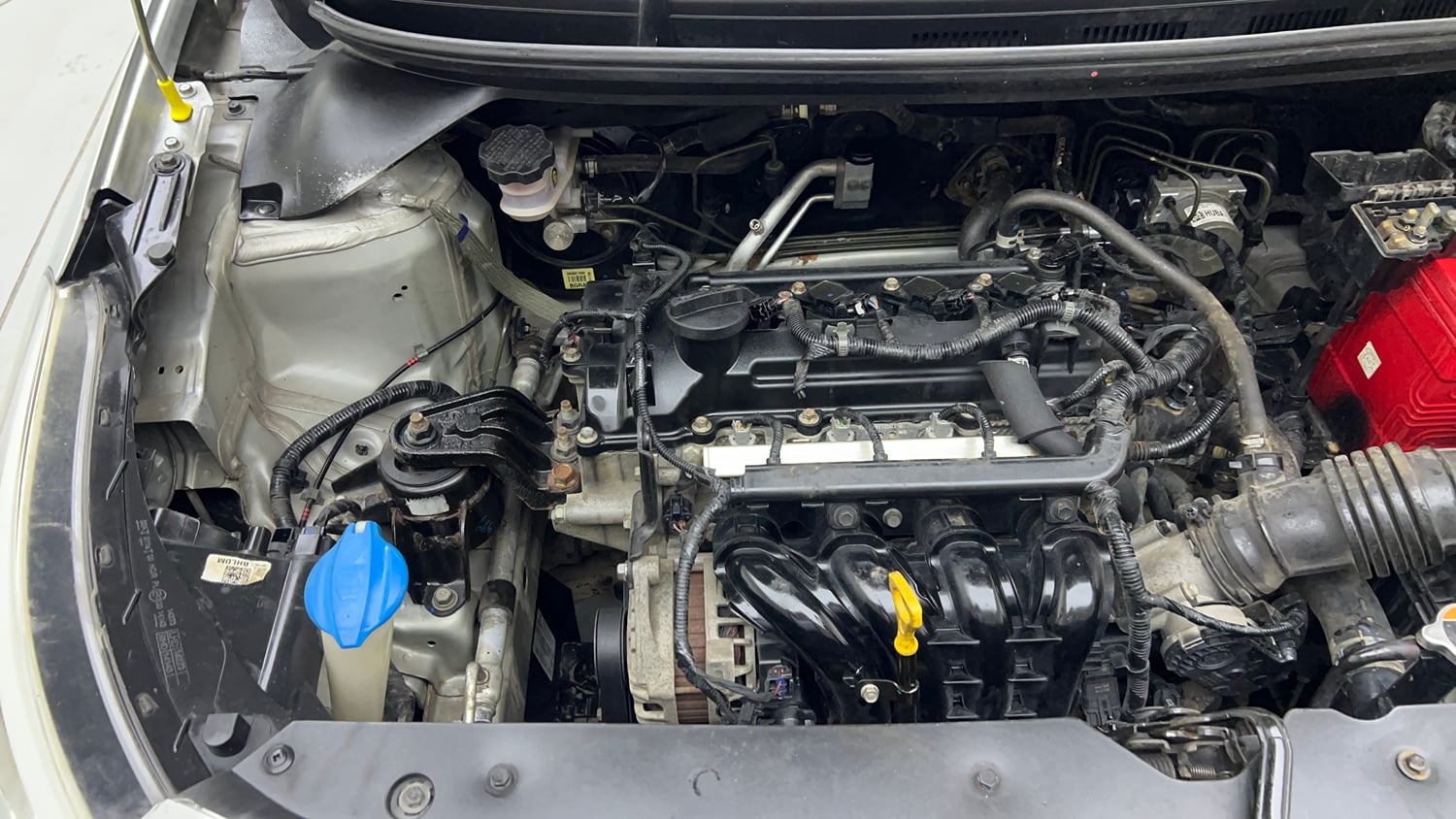 Used 2019 Hyundai Elite i20 Magna Executive 1.2 Petrol Manual engine ENGINE RIGHT SIDE VIEW