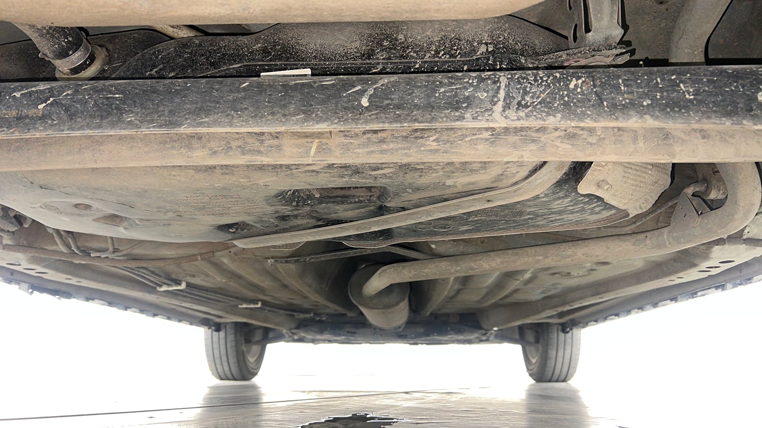 Used 2021 Maruti Suzuki Ignis Zeta 1.2 MT Petrol Manual extra REAR UNDERBODY VIEW (TAKEN FROM REAR)