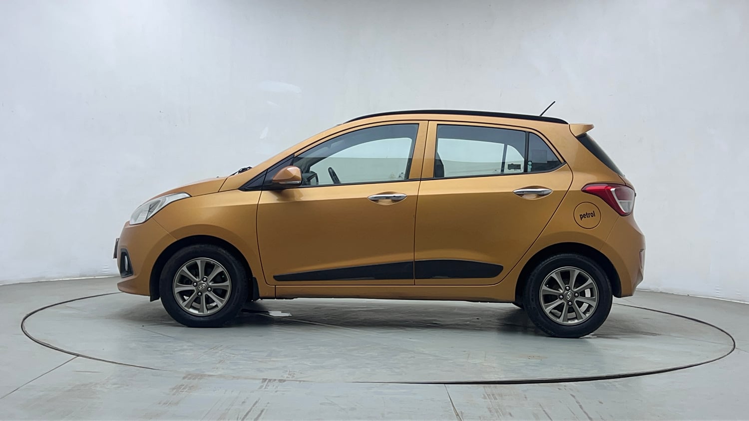 Used 2014 Hyundai Grand i10 Asta 1.2 Kappa VTVT Petrol Manual exterior LEFT SIDE VIEW