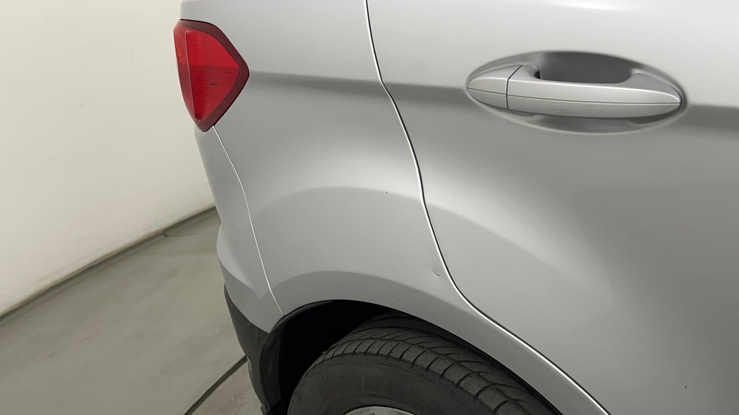 Used 2018 Ford EcoSport Titanium 1.5L Ti-VCT Petrol Manual dents MINOR DENT