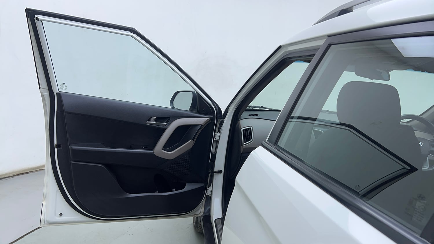Used 2016 Hyundai Creta 1.6 SX Plus AT Petrol Petrol Automatic interior LEFT FRONT DOOR OPEN VIEW