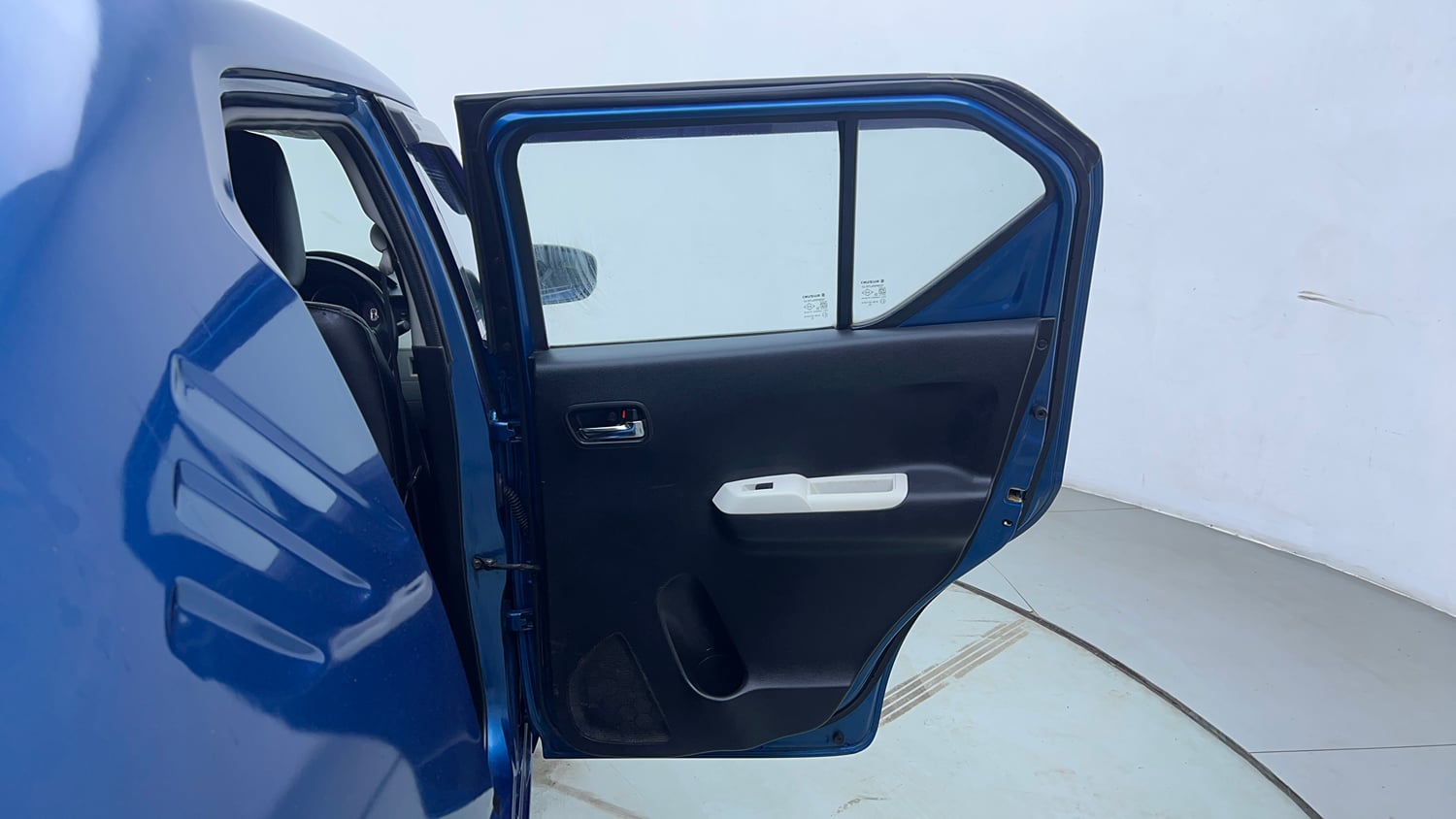 Used 2018 Maruti Suzuki Ignis Delta 1.2 MT Petrol Manual interior RIGHT REAR DOOR OPEN VIEW