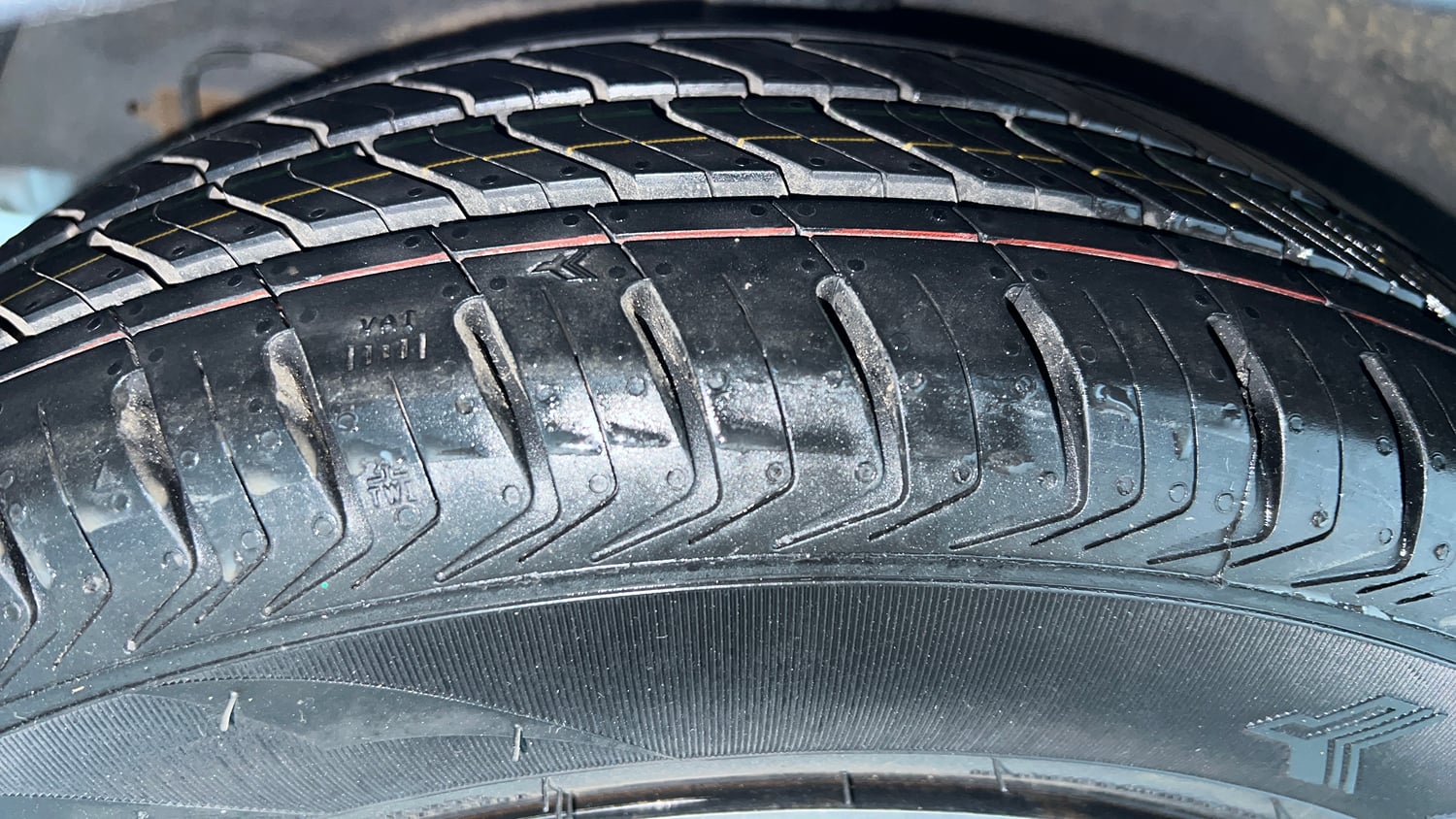 Used 2017 Hyundai Grand i10 Sportz (O) 1.2 kappa VTVT CNG (Outside Fitted) Cng Manual tyres RIGHT REAR TYRE TREAD VIEW