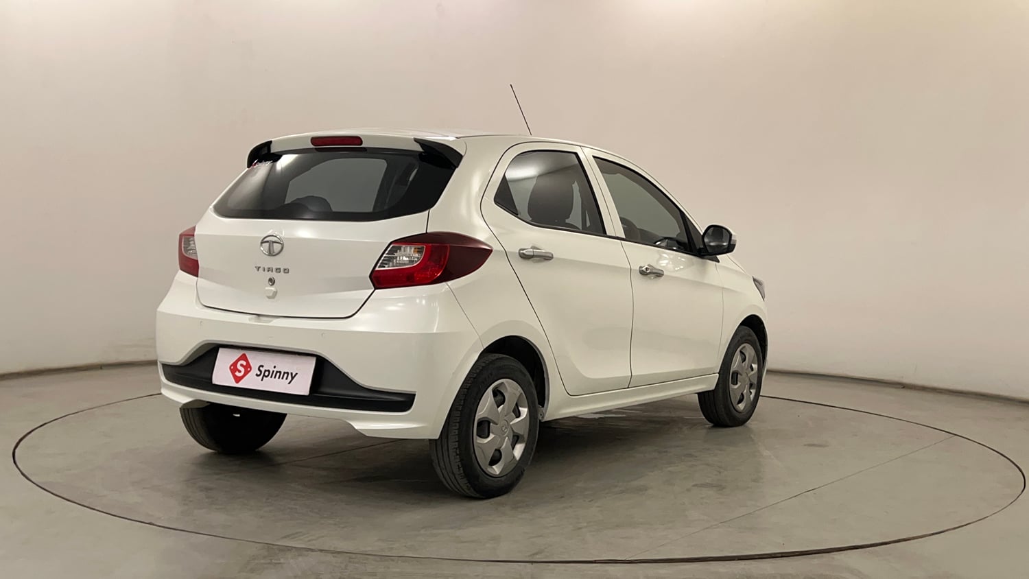 Used 2021 Tata Tiago XT Petrol Manual exterior RIGHT REAR CORNER VIEW