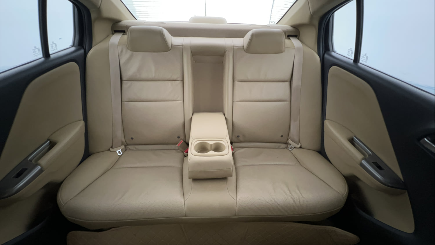Used 2018 Honda City VX Petrol Petrol Manual interior REAR SEAT CONDITION VIEW