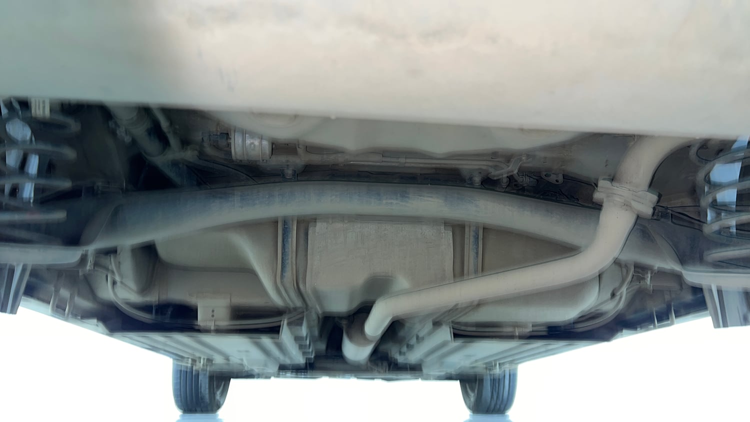 Used 2021 Toyota Urban Cruiser Mid Grade AT Petrol Automatic extra REAR UNDERBODY VIEW (TAKEN FROM REAR)