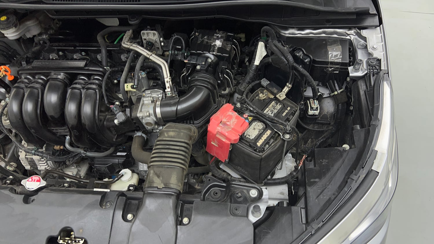 Used 2023 Honda City V Petrol CVT Petrol Automatic engine ENGINE LEFT SIDE VIEW