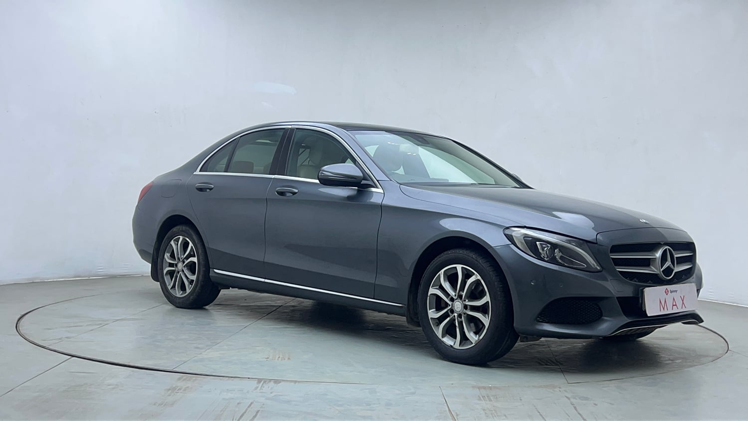 Used 2017 Mercedes-Benz C-Class C 200 Avantgarde Petrol Automatic exterior RIGHT FRONT CORNER VIEW