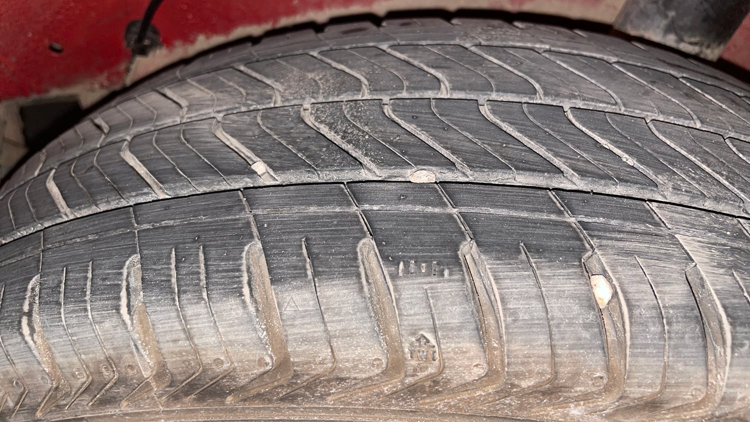 Used 2016 Maruti Suzuki Celerio VXI (O) AMT Petrol Automatic tyres LEFT REAR TYRE TREAD VIEW
