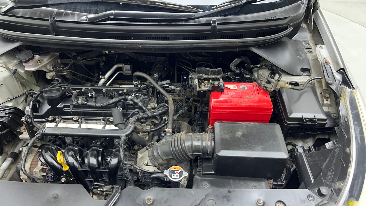 Used 2019 Hyundai Elite i20 Magna Executive 1.2 Petrol Manual engine ENGINE LEFT SIDE VIEW