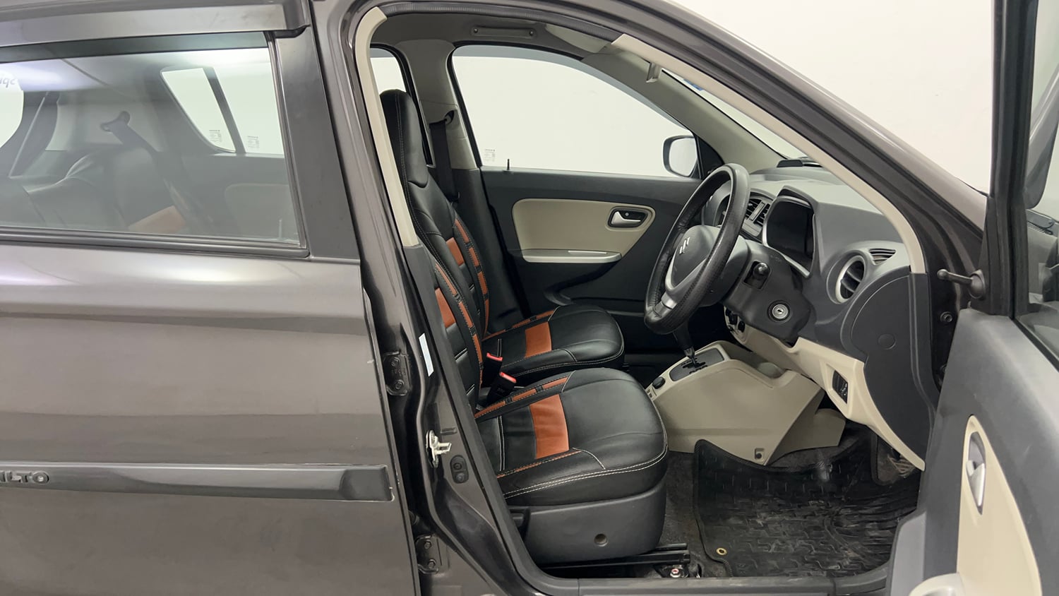 Used 2017 maruti-suzuki Alto K10 VXi (O) AMT Petrol Automatic interior RIGHT SIDE FRONT DOOR CABIN VIEW