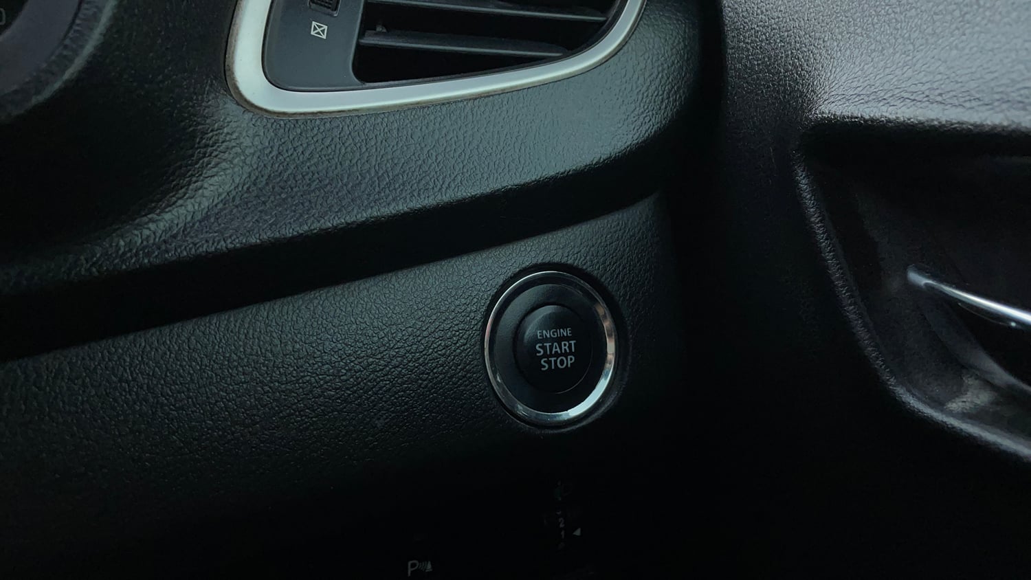 Used 2017 Maruti Suzuki Baleno Zeta 1.2 AT Petrol Automatic top_features Keyless start