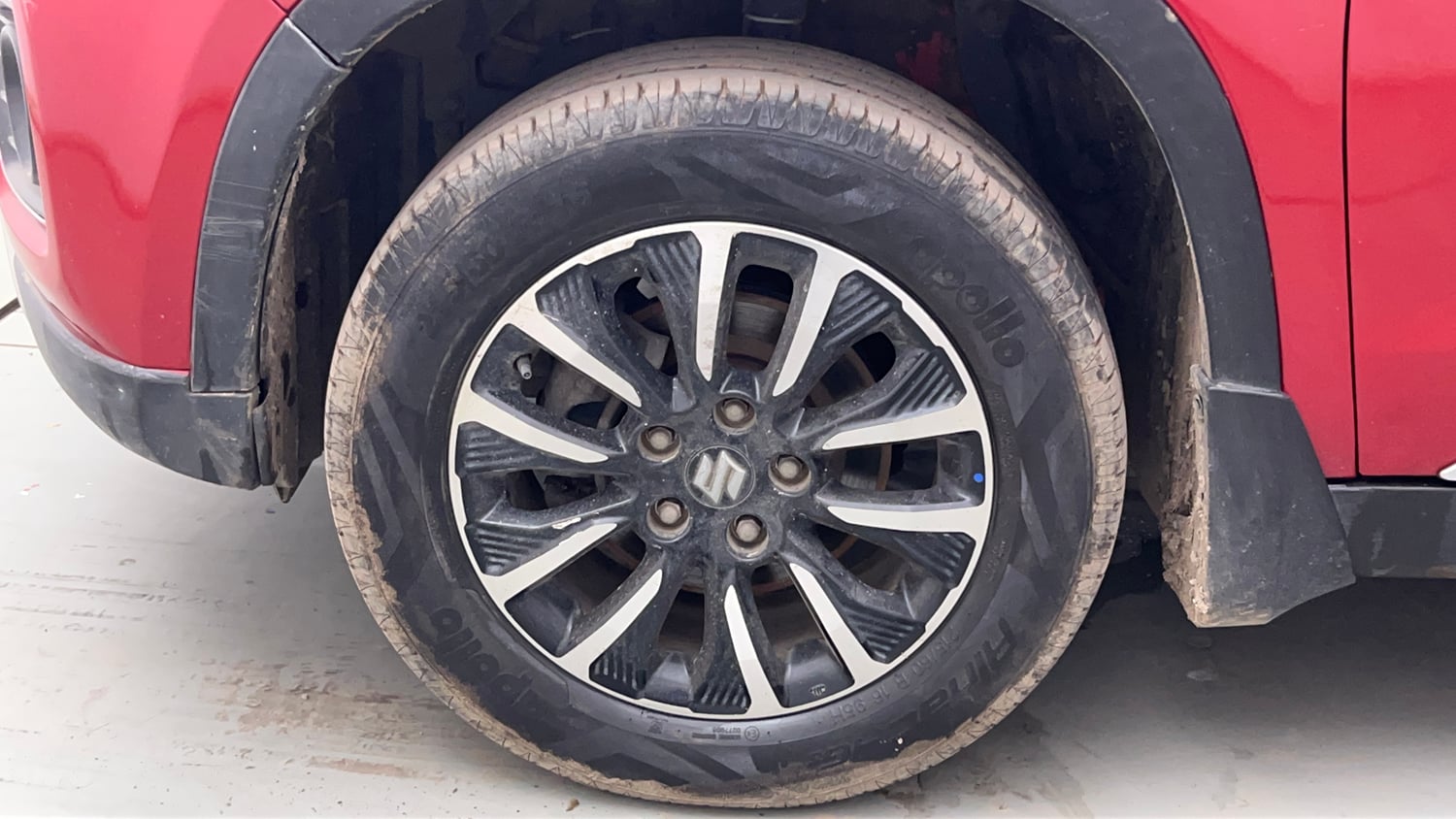 Used 2020 maruti-suzuki Vitara Brezza ZXi Plus Petrol Manual tyres LEFT FRONT TYRE RIM VIEW