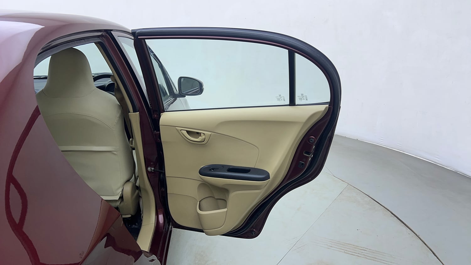 Used 2015 Honda Amaze 1.2 S i-VTEC Petrol Manual interior RIGHT REAR DOOR OPEN VIEW