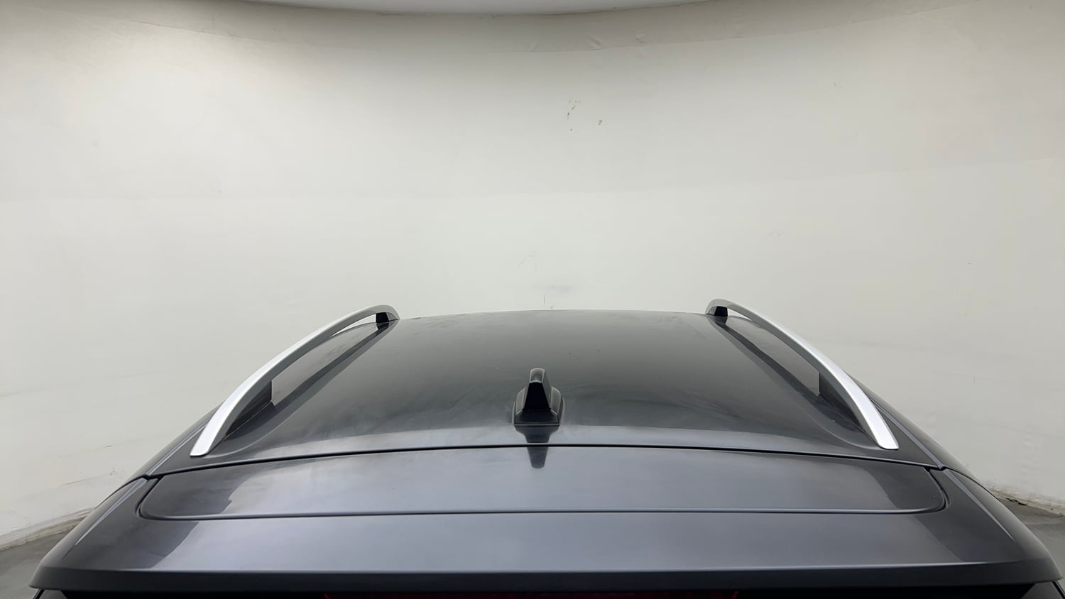 Used 2023 Volkswagen Taigun Highline 1.0 TSI MT Petrol Manual exterior EXTERIOR ROOF VIEW