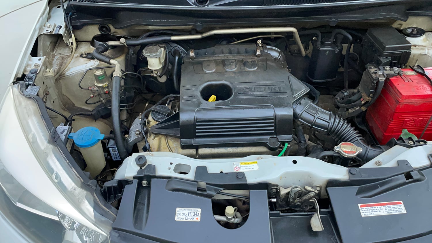 Used 2016 Maruti Suzuki Celerio ZXi AMT Petrol Automatic engine ENGINE RIGHT SIDE VIEW