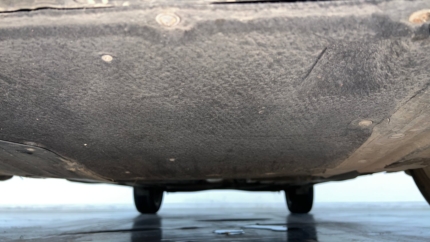 Used 2024 Maruti Suzuki Baleno Alpha AGS Petrol Automatic extra FRONT LEFT UNDERBODY VIEW