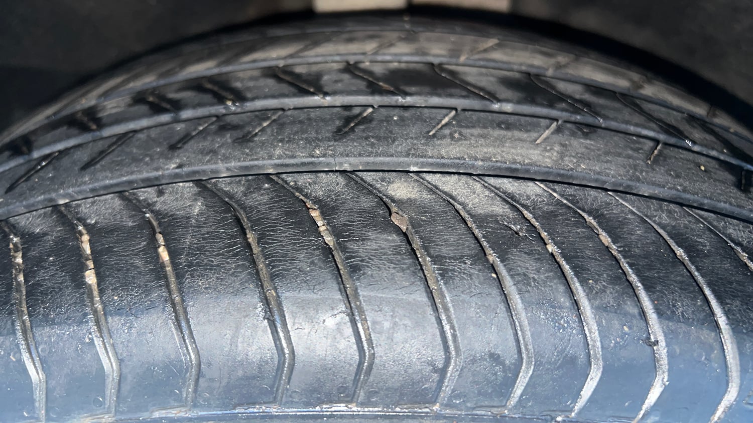 Used 2023 MG Motors ZS EV Exclusive Electric Automatic tyres RIGHT REAR TYRE TREAD VIEW