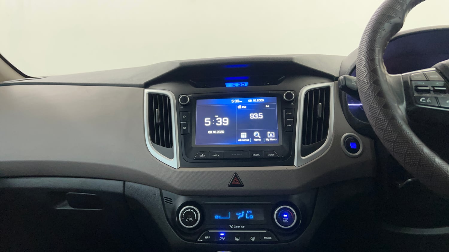 Used 2018 Hyundai Creta SX 1.6 AT CRDi Diesel Automatic interior MUSIC SYSTEM & AC CONTROL VIEW
