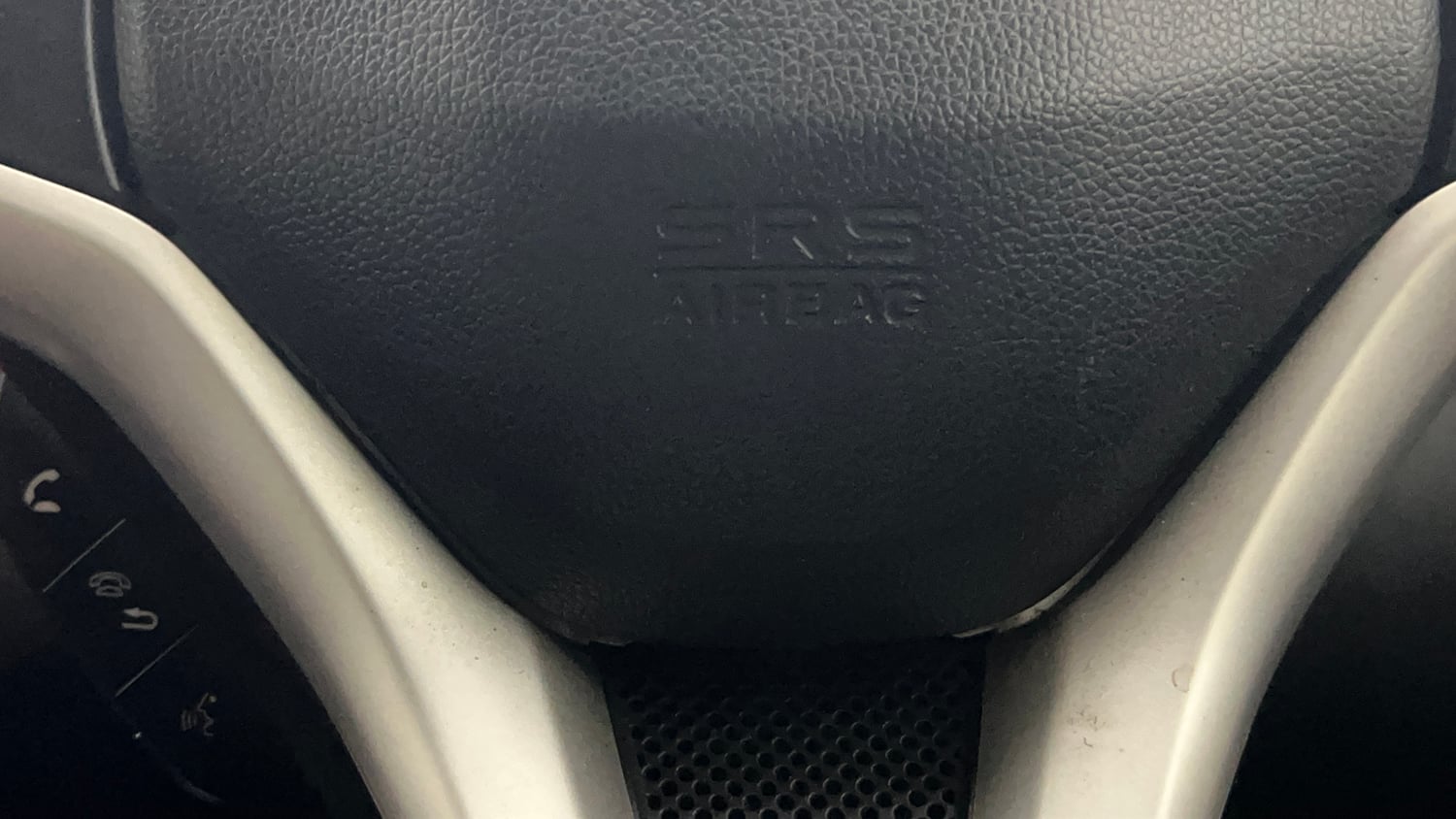 Used 2020 Honda WR-V VX MT Petrol Petrol Manual top_features Airbags