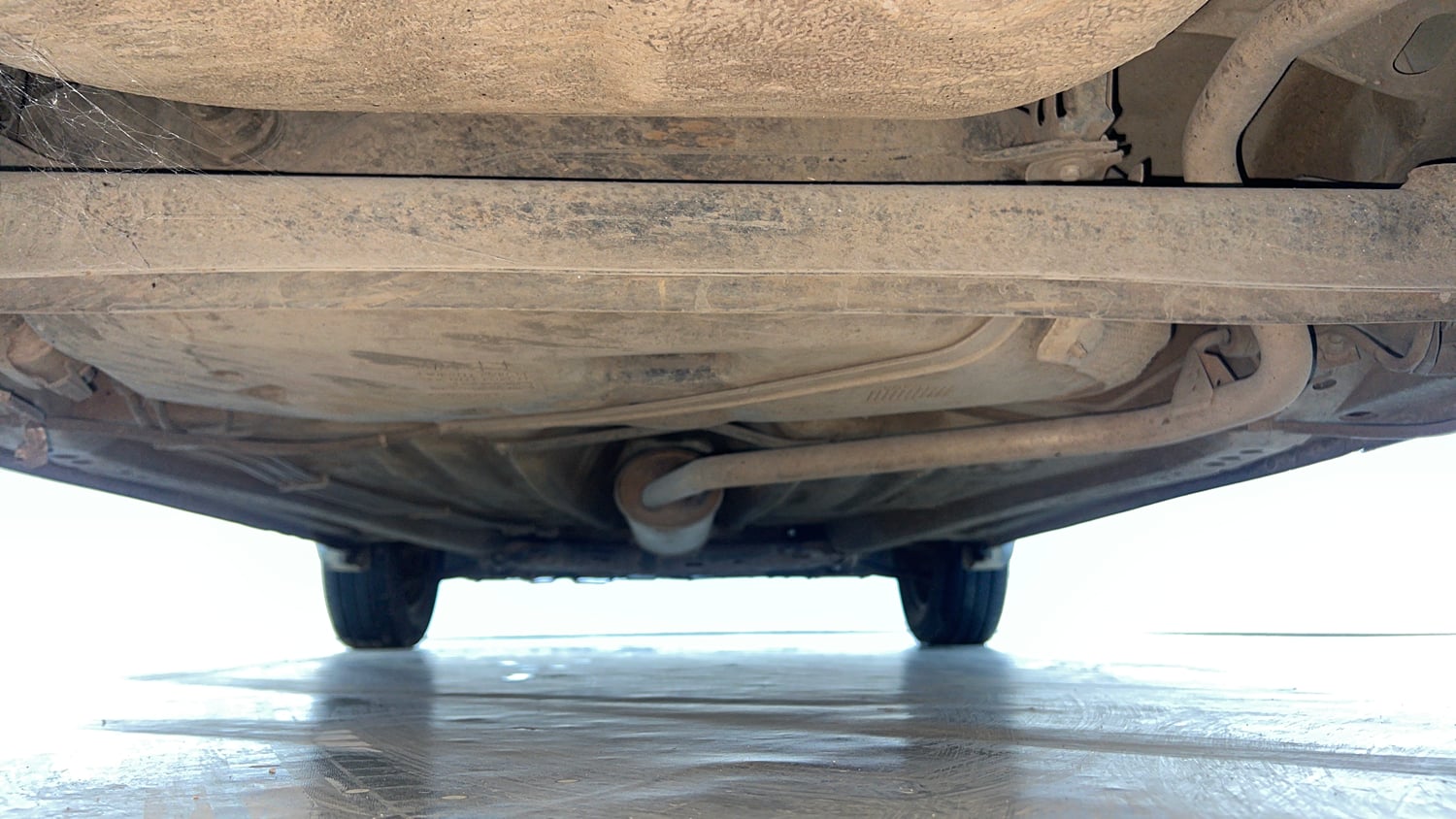 Used 2018 Maruti Suzuki Ignis Delta 1.2 MT Petrol Manual extra REAR UNDERBODY VIEW (TAKEN FROM REAR)