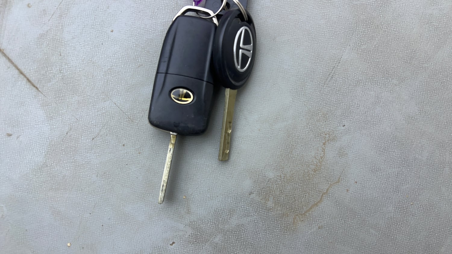 Used 2022 Tata Nexon XM Petrol Manual extra CAR KEY VIEW