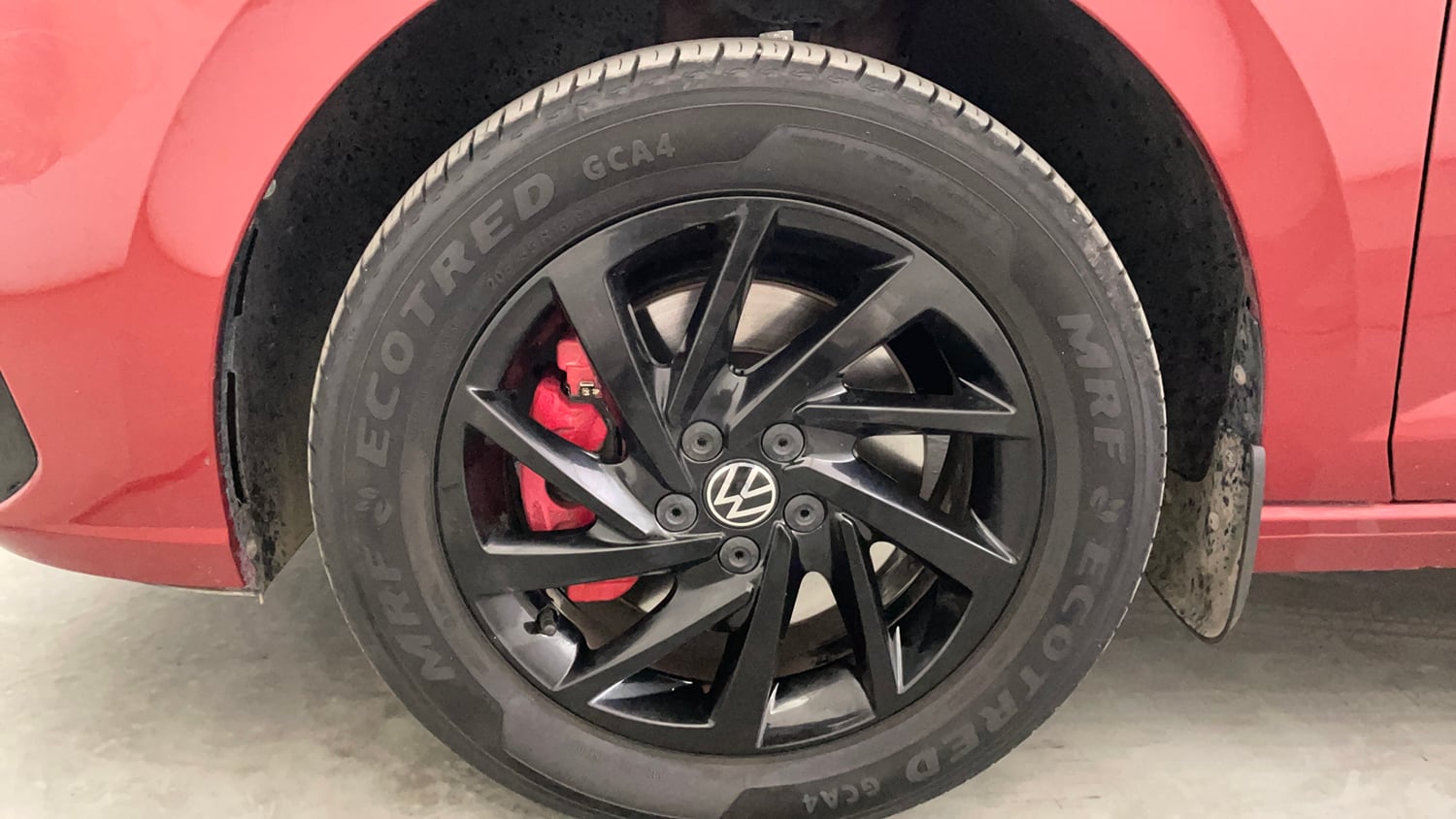 Used 2024 Volkswagen Virtus GT 1.5 TSI DSG Petrol Automatic tyres LEFT FRONT TYRE RIM VIEW