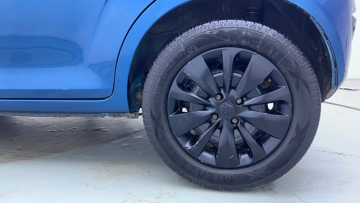 Used 2018 Maruti Suzuki Ignis Delta 1.2 MT Petrol Manual tyres LEFT REAR TYRE RIM VIEW