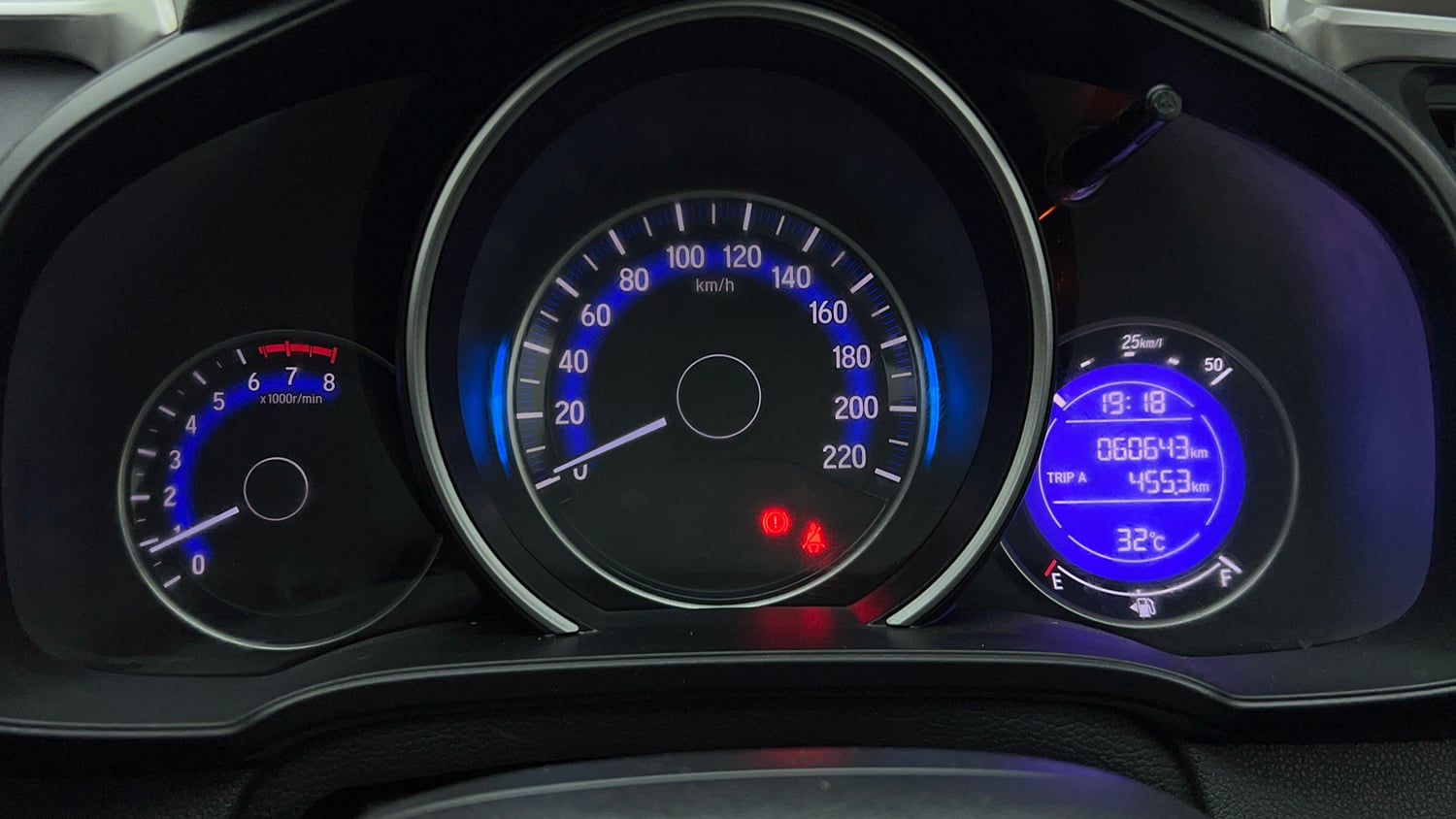 Used 2018 Honda WR-V VX MT Petrol Petrol Manual interior CLUSTERMETER VIEW