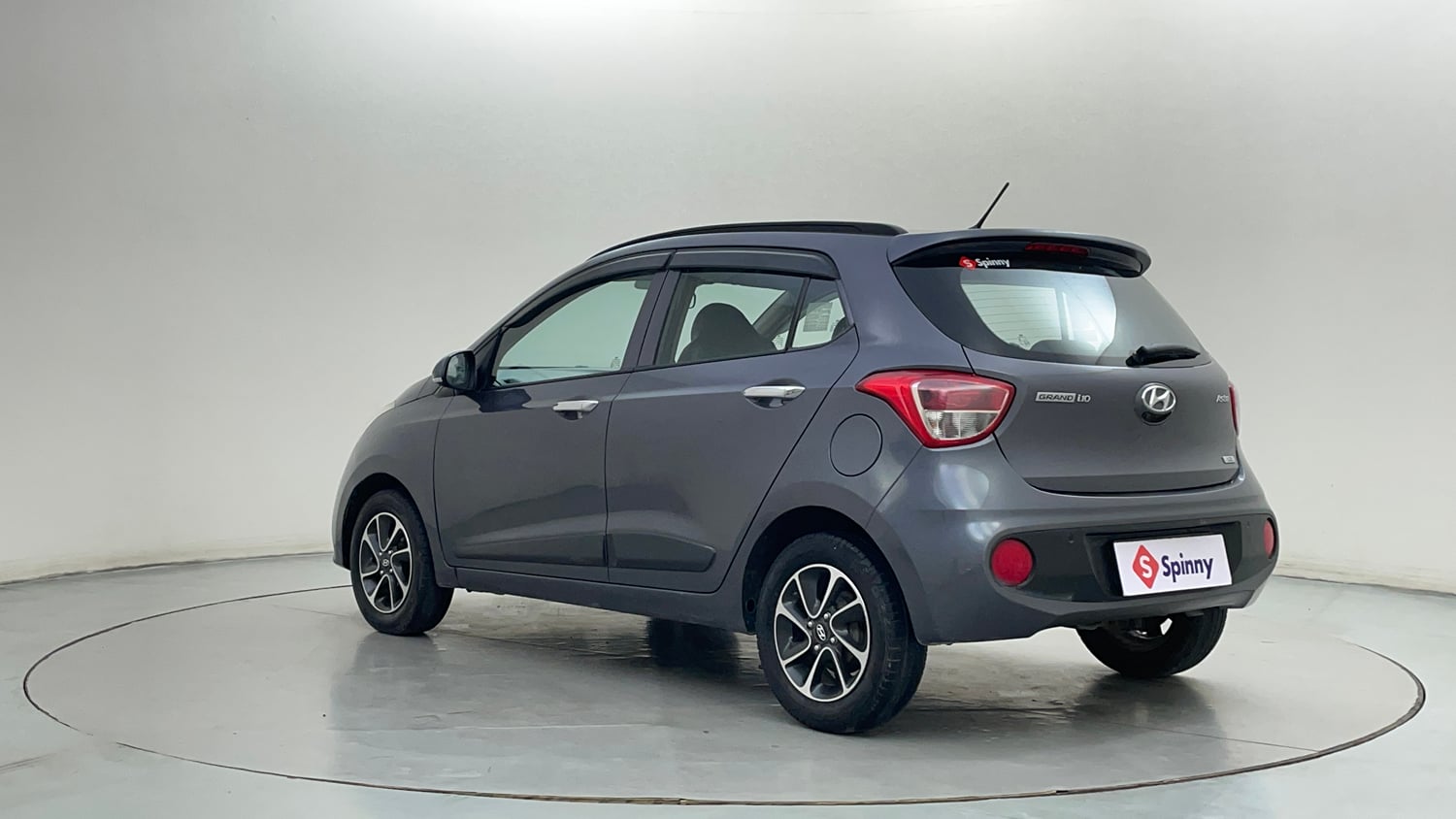 Used 2017 Hyundai Grand i10 Asta 1.2 Kappa VTVT Petrol Manual exterior LEFT REAR CORNER VIEW