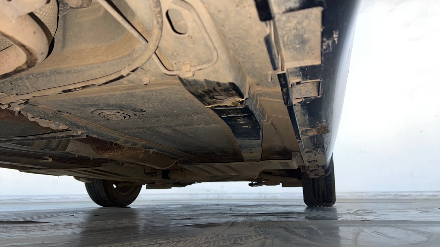 Used 2022 Maruti Suzuki Baleno Delta MT Petrol Manual extra REAR RIGHT UNDERBODY VIEW