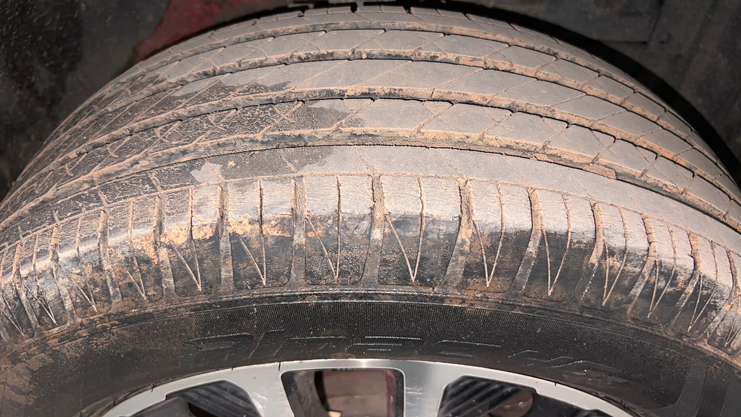 Used 2020 maruti-suzuki Vitara Brezza ZXi Plus Petrol Manual tyres RIGHT FRONT TYRE TREAD VIEW