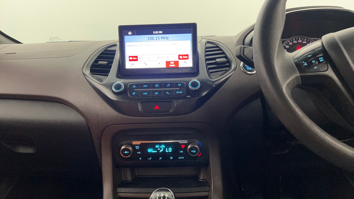 Used 2019 Ford Freestyle Titanium 1.2 Ti-VCT Petrol Manual interior MUSIC SYSTEM & AC CONTROL VIEW