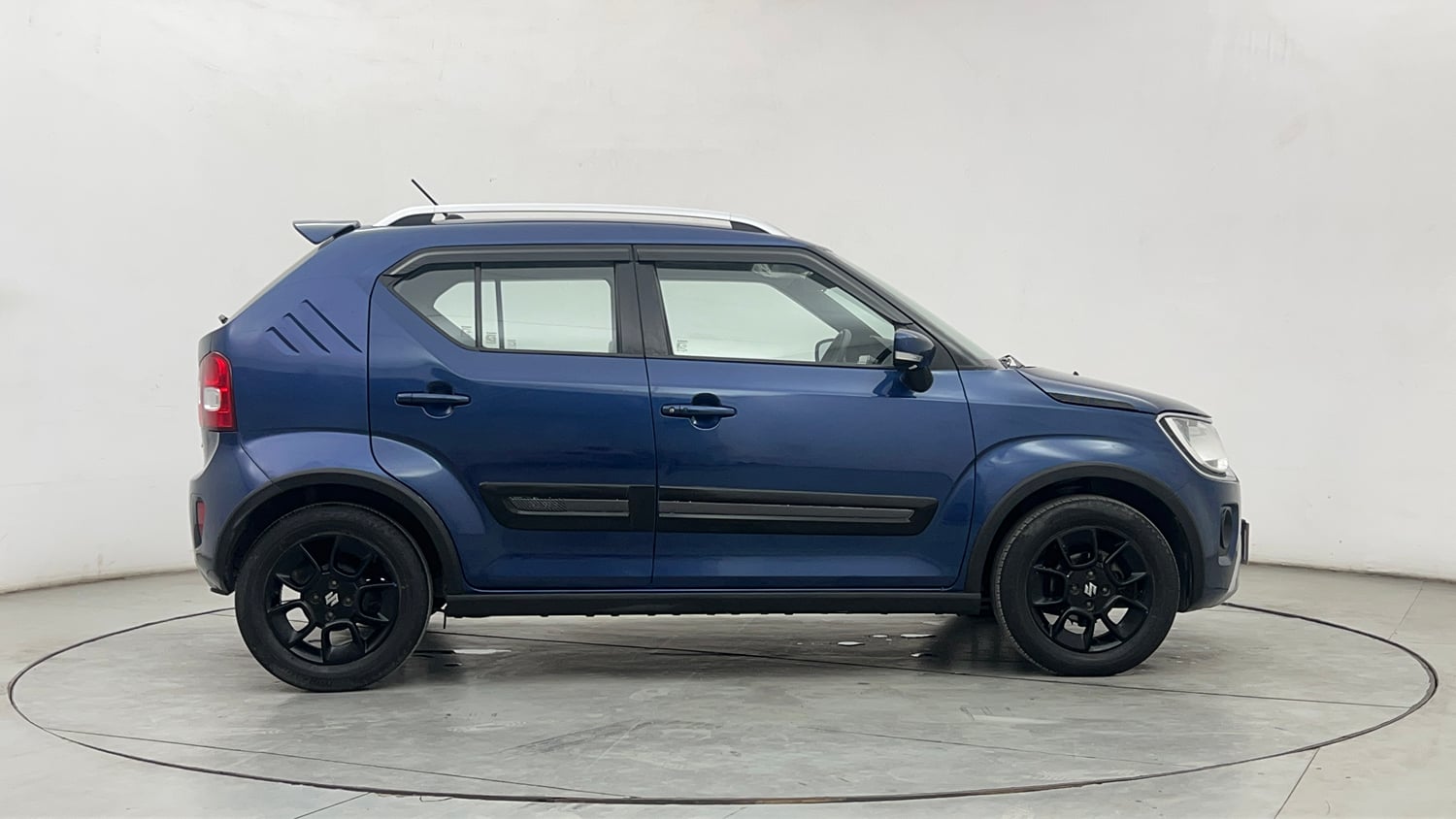 Used 2021 Maruti Suzuki Ignis Zeta 1.2 MT Petrol Manual exterior RIGHT SIDE VIEW