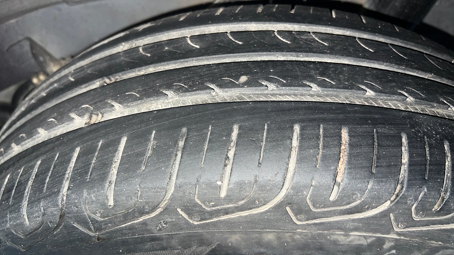 Used 2021 Honda Amaze S MT 1.2 Petrol Petrol Manual tyres LEFT REAR TYRE TREAD VIEW