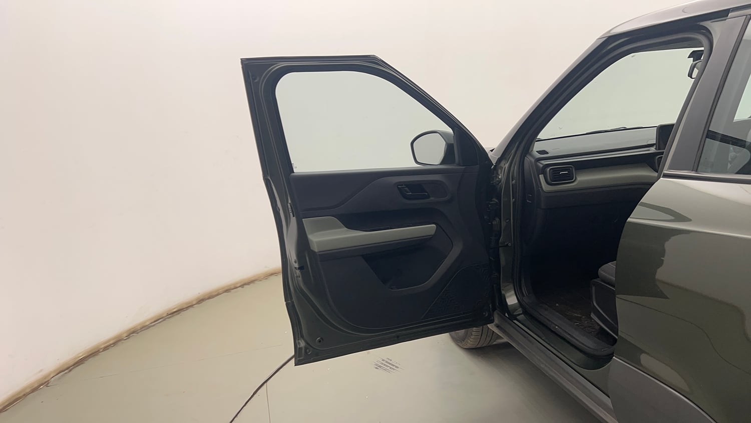 Used 2023 Tata Punch Camo Adventure Rhythm MT Petrol Manual interior LEFT FRONT DOOR OPEN VIEW