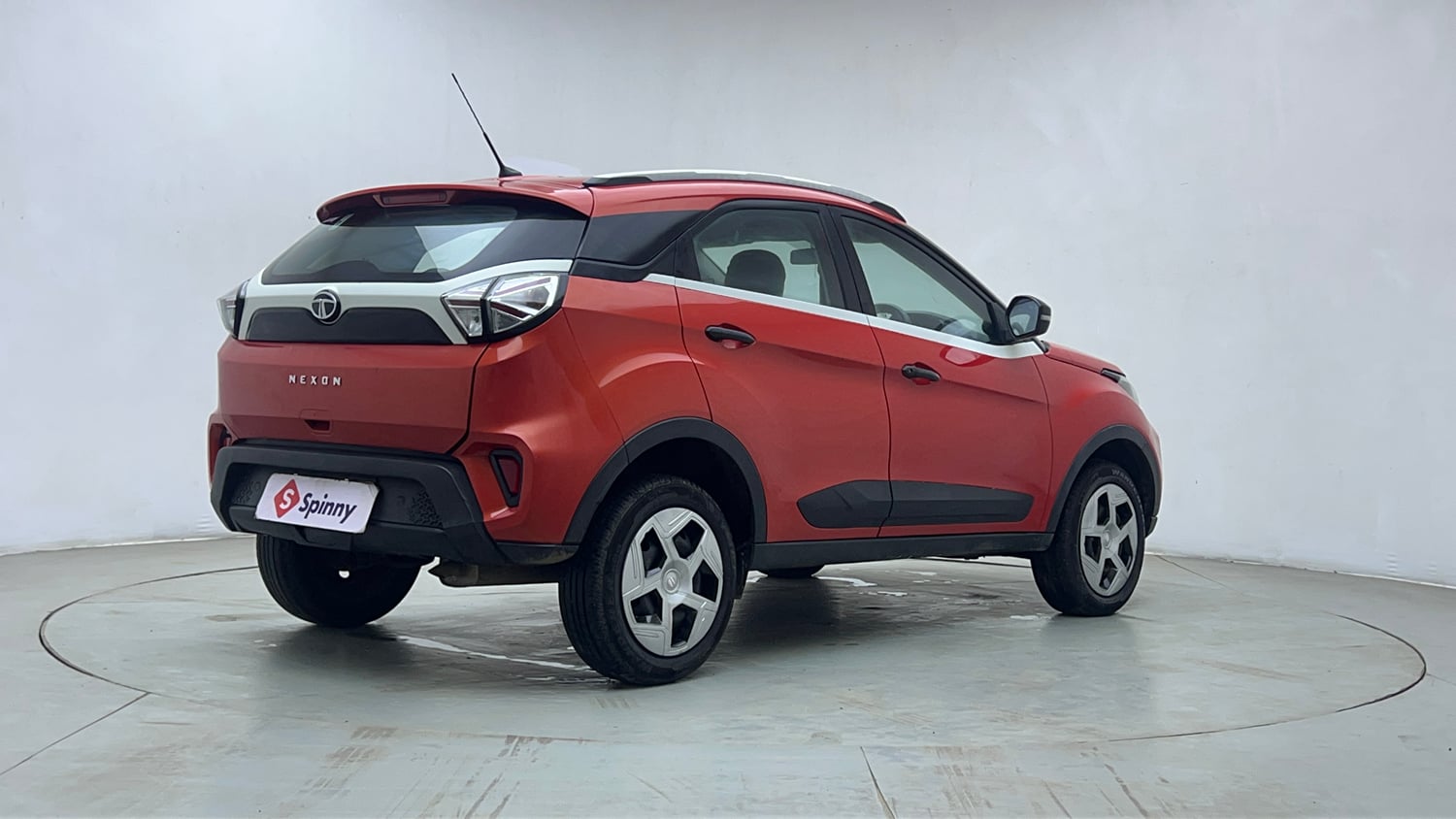 Used 2022 Tata Nexon XM Petrol Manual exterior RIGHT REAR CORNER VIEW