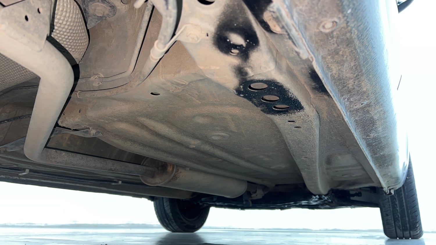 Used 2017 Maruti Suzuki Ignis Delta 1.2 MT Petrol Manual extra REAR RIGHT UNDERBODY VIEW