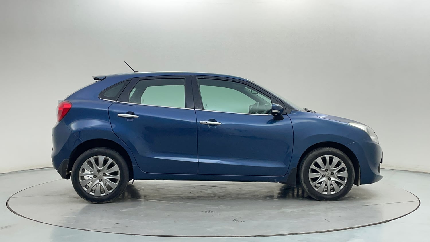 Used 2017 Maruti Suzuki Baleno Zeta 1.2 AT Petrol Automatic exterior RIGHT SIDE VIEW