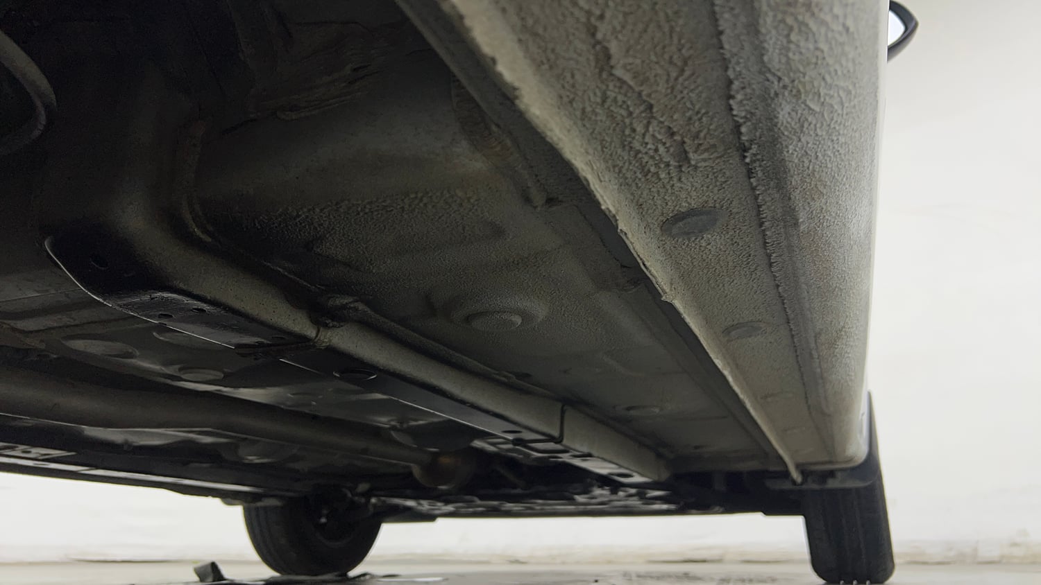 Used 2025 Hyundai Grand i10 Nios Magna 1.2 Kappa Petrol Manual extra REAR RIGHT UNDERBODY VIEW