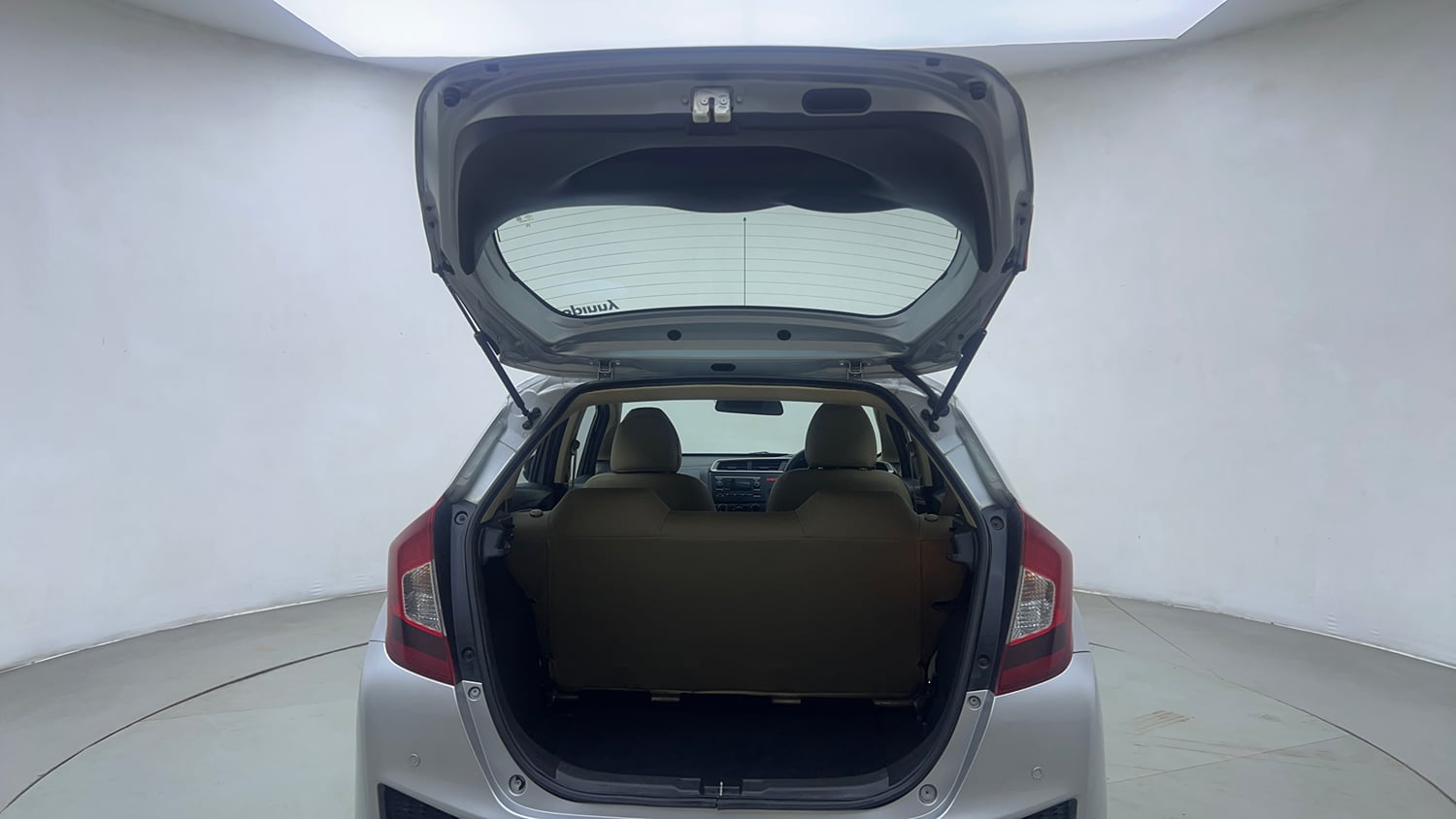 Used 2016 Honda Jazz S Petrol Petrol Manual interior DICKY DOOR OPEN VIEW